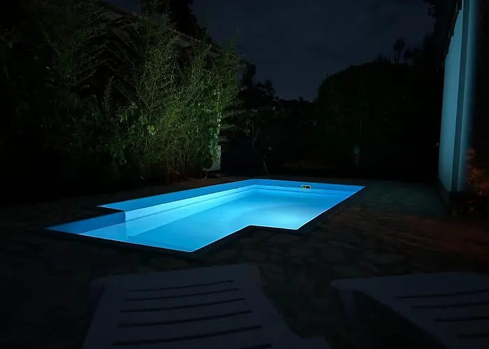شقة Bokalu With Private Pool