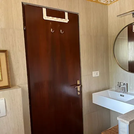 Bokalu With Private Pool شقة