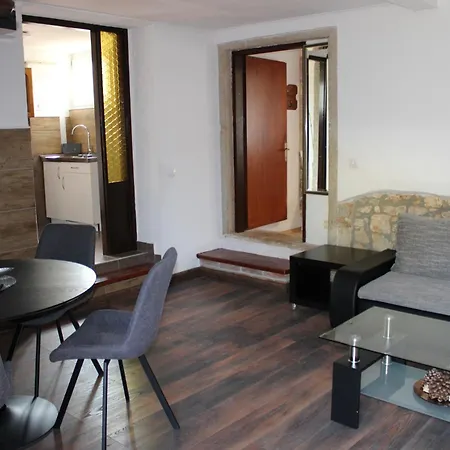 Bokalu With Private Pool شقة *